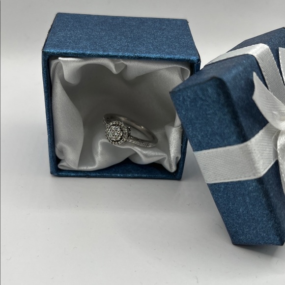 Enchanted Disney Fine Jewelry 14K White Gold 1/2 CTTW Diamonds Cinderella Ring